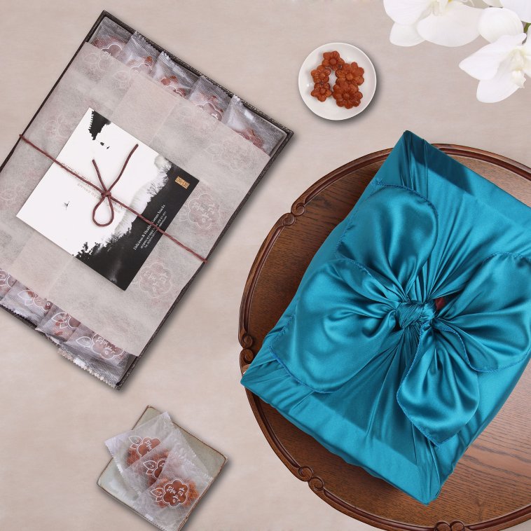 [선물세트] '설 예약발송' 달구벌 수제 약과 선물세트 1000g (선물세트포장+보자기+쇼핑백) | Flower-Shaped Yakgwa Cookie Gift Set